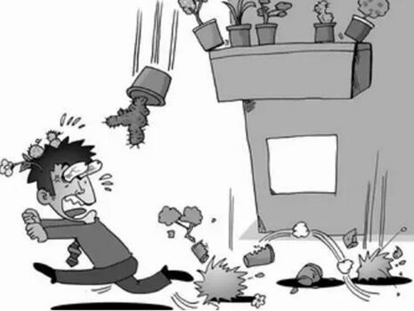 建筑物致人损害应该怎么赔偿