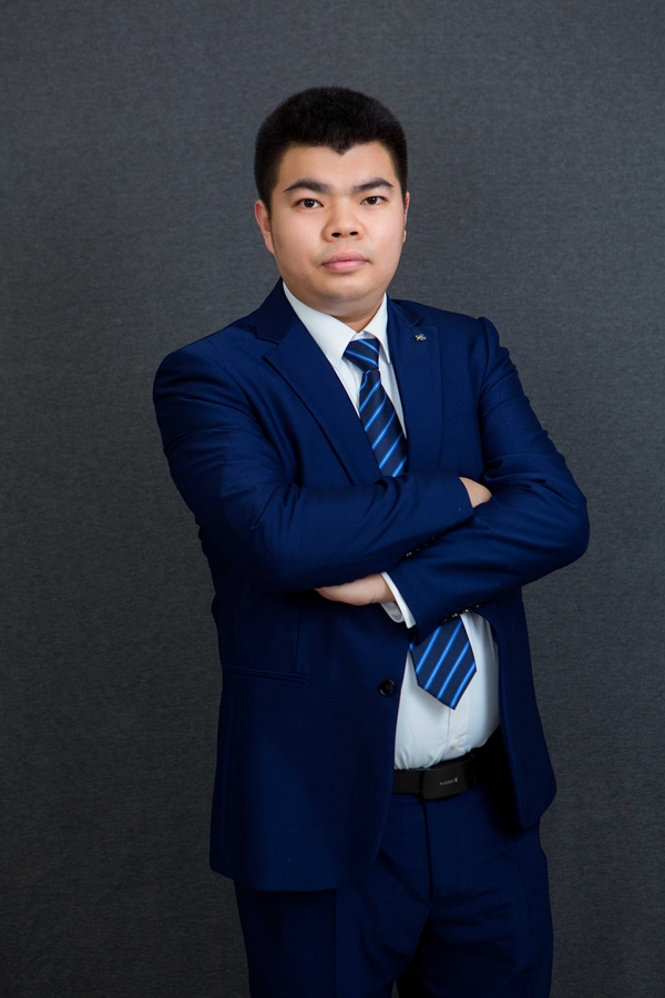 方鹏鹏律师