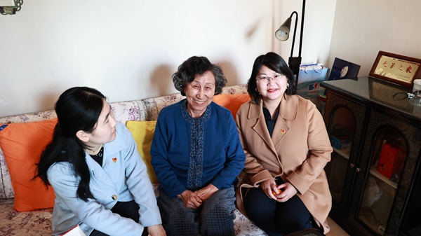 中恒信党建 | 中恒信律师事务所携手道家园社区立冬日慰问困难户、老党员